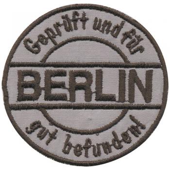 AUFNÄHER - Berlin - 03135 - Gr. ca .6cm - Patches Stick Applikation