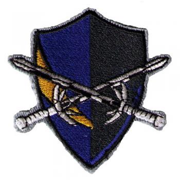 AUFNÄHER - Wappen - Ritterschild - 02943 - Gr. ca. 6 x 6,5 cm - Patches Stick Applikation