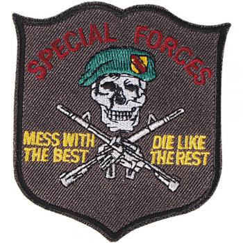 AUFNÄHER - Totenkopf Wappen - 04610 - Gr. ca. 7,5 x 7,5 cm - Patches Stick Applikation